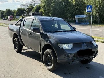 Авто Mitsubishi L 200 2014 № 8915073