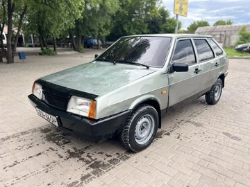 Авто ВАЗ 2109 1992 № 8915223