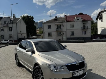 Авто Skoda Superb 2010 № 8915228