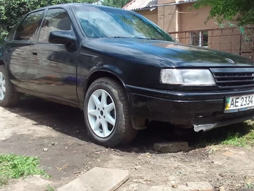 Авто Opel Vectra 1989 № 8915330