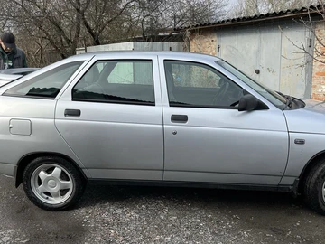 Авто ВАЗ 2112 2007 № 8915491