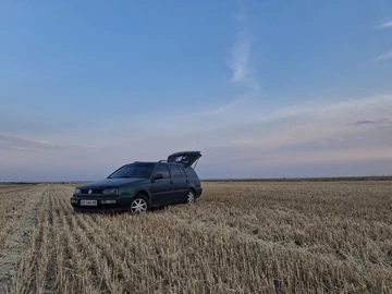 Авто Volkswagen Golf 1997 № 8915589