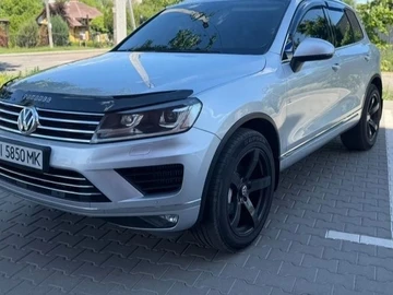 Авто Volkswagen Touareg 2016 № 8915801