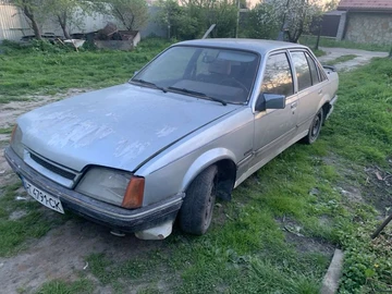Авто Opel Rekord 1986 № 8915835