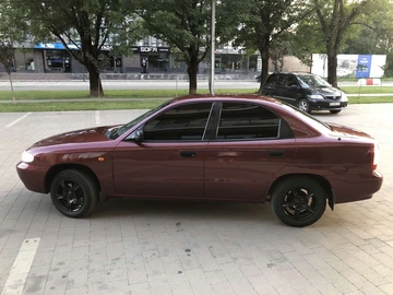 Авто Daewoo Nubira 1998 № 8915933