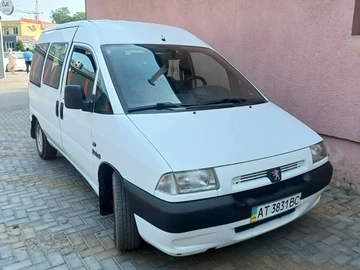 Авто Peugeot Expert 2000 № 8915943