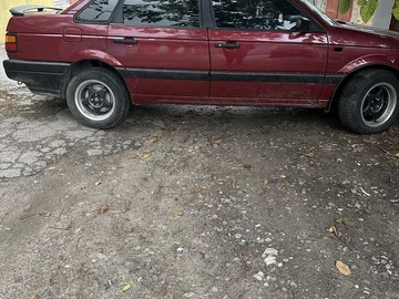 Авто Volkswagen Passat Variant 1990 № 8916009