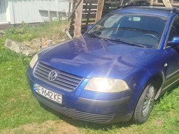 Авто Volkswagen Passat Variant 2003 № 8916024