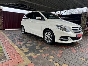 Авто Mercedes B Серия 2017 № 8916030