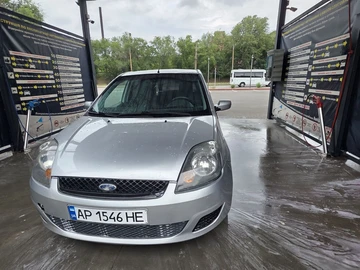Авто Ford Fiesta 2006 № 8916037