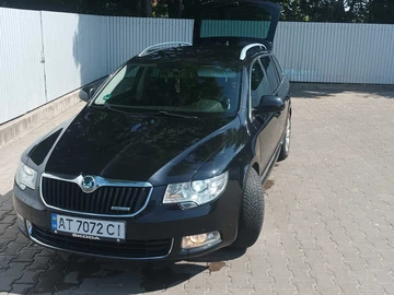 Авто Skoda Superb 2012 № 8916051