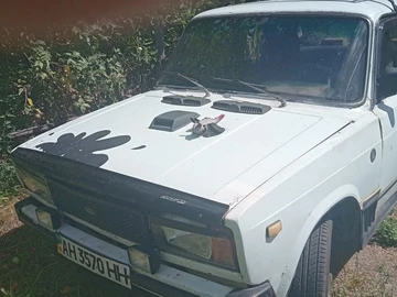 Авто ВАЗ 2105 1982 № 8916060