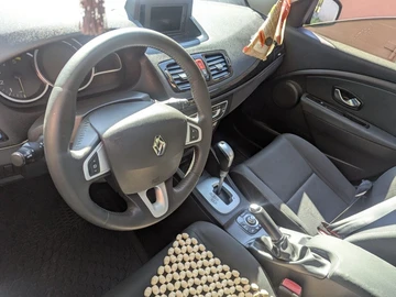 Авто Renault Megane 2011 № 8916067