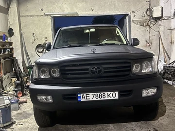 Авто Toyota Land Cruiser 100 2000 № 8916147