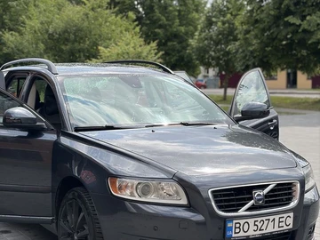 Авто Volvo V50 2009 № 8916298