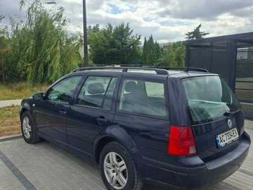 Авто Volkswagen Golf 2002 № 8916308