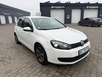 Авто Volkswagen Golf 2010 № 8916327