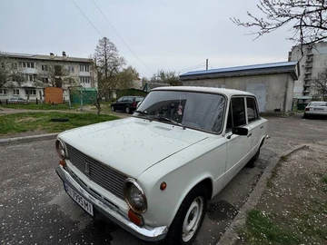 Авто ВАЗ 2101 1986 № 8916388