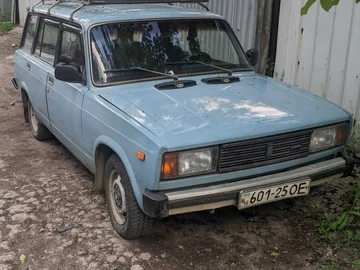 Авто ВАЗ 2104 1987 № 8916437