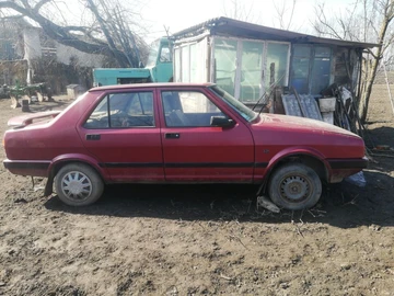 Авто Ford Canyon 1983 № 8916698