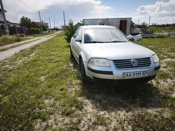 Авто Volkswagen Passat Sedan 2001 № 8916725