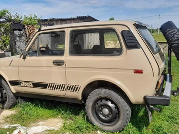 Авто ВАЗ 2121 1983 № 8916821