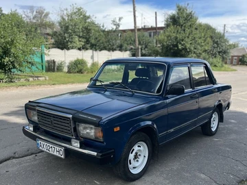 Авто ВАЗ 2107 1986 № 8916956