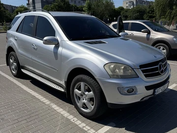 Авто Mercedes Ml Серия 2008 № 8916969