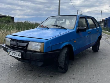 Авто ВАЗ 2109 1990 № 8917048