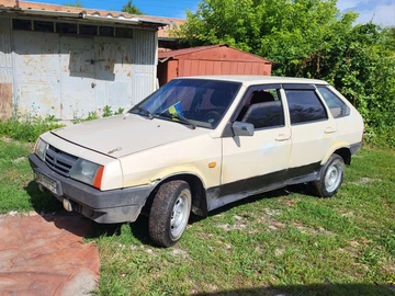 Авто ВАЗ 2109 1988 № 8917183