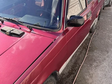 Авто ВАЗ 2105 1990 № 8917269