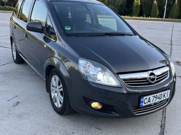 Авто Opel Zafira 2013 № 8917299