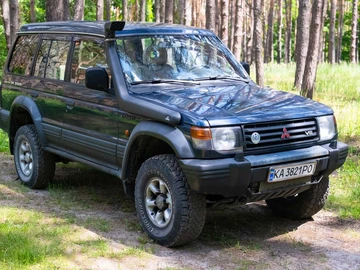 Авто Mitsubishi Pajero 1994 № 8917338