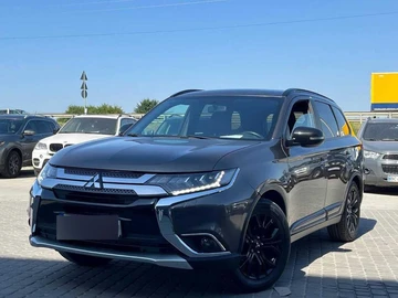 Авто Mitsubishi Outlander 2017 № 8917643