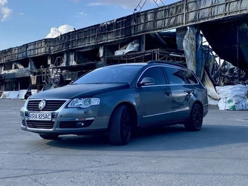 Авто Volkswagen Passat Variant 2005 № 8917670