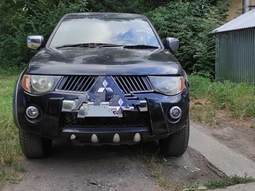 Авто Mitsubishi L 200 2007 № 8917756