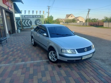 Авто Volkswagen Passat Sedan 1999 № 8917827
