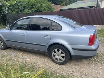 Авто Volkswagen Passat Sedan 1997 № 8917978