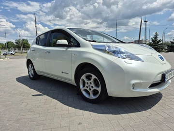 Авто Nissan Leaf 2012 № 8918237