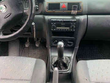 Авто Skoda Octavia 2005 № 8918342
