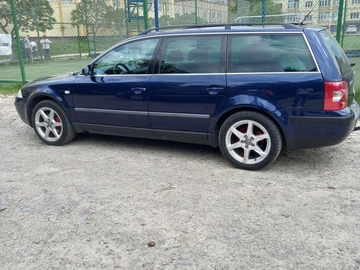 Авто Volkswagen Passat Sedan 2003 № 8918438