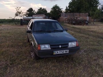 Авто ВАЗ 21099 1998 № 8918450