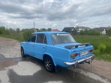 Авто ВАЗ 2101 1997 № 8918557