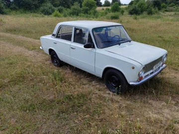 Авто ВАЗ 2101 1990 № 8918577