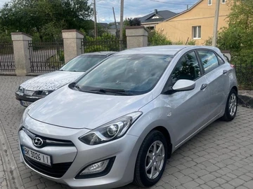 Авто Hyundai I30 2013 № 8918635