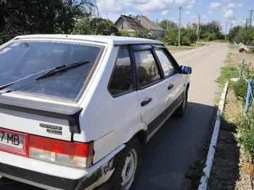 Авто ВАЗ 2109 1993 № 8918647