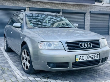 Авто Audi Quattro 2003 № 8918708
