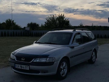 Авто Opel Vectra 1998 № 8918761