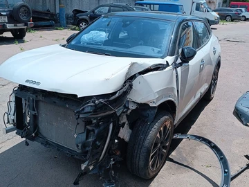 Авто Peugeot 2008 2020 № 8918964