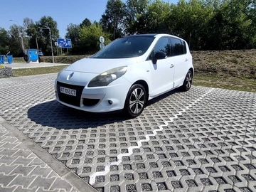 Авто Renault Scenic Iii 2010 № 8918967